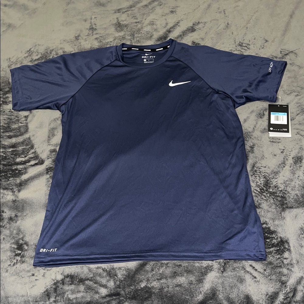 Nike Swim Dri Fit Navy Blue short sleeve Tee shirt Men Medium